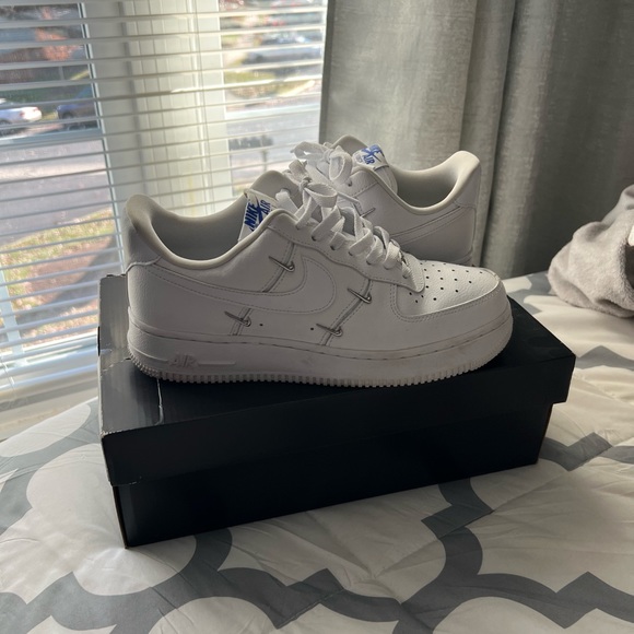 air forces with silver check